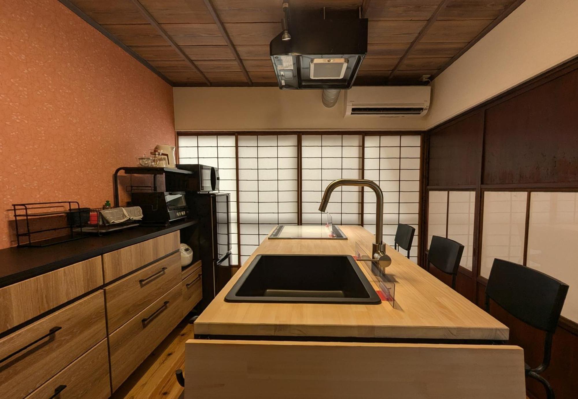 Kanazawa Machiya Tong Poo Екстериор снимка